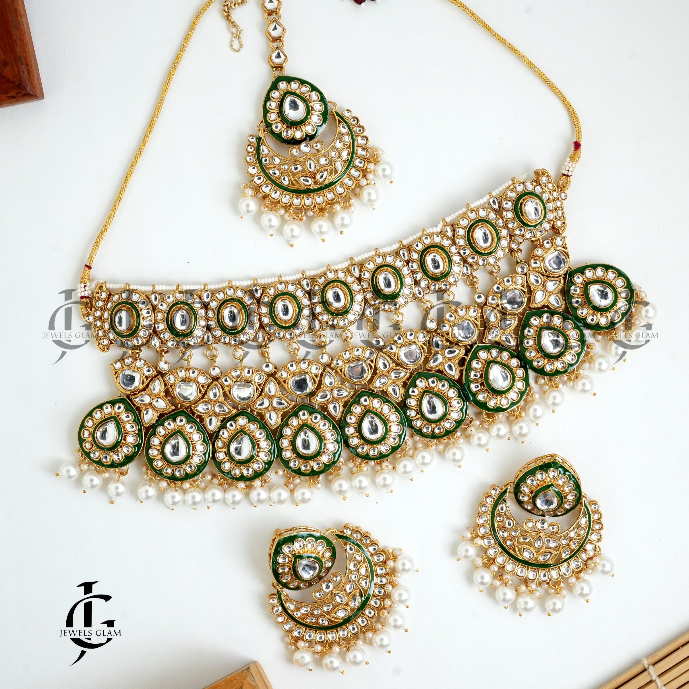 Emerald Pearl Kundan Bridal Jewelry Set