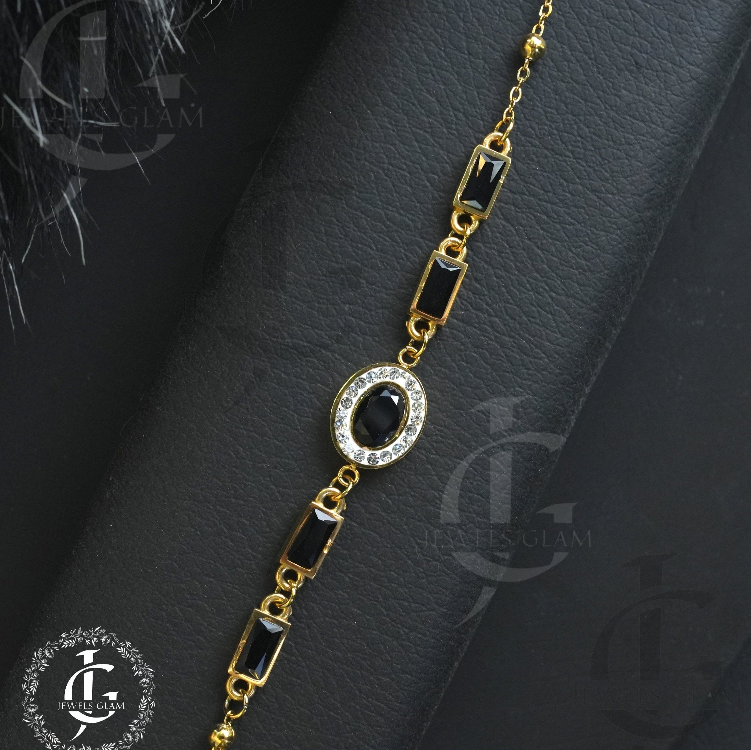Elegant Black Onyx Gemstone Bracelet