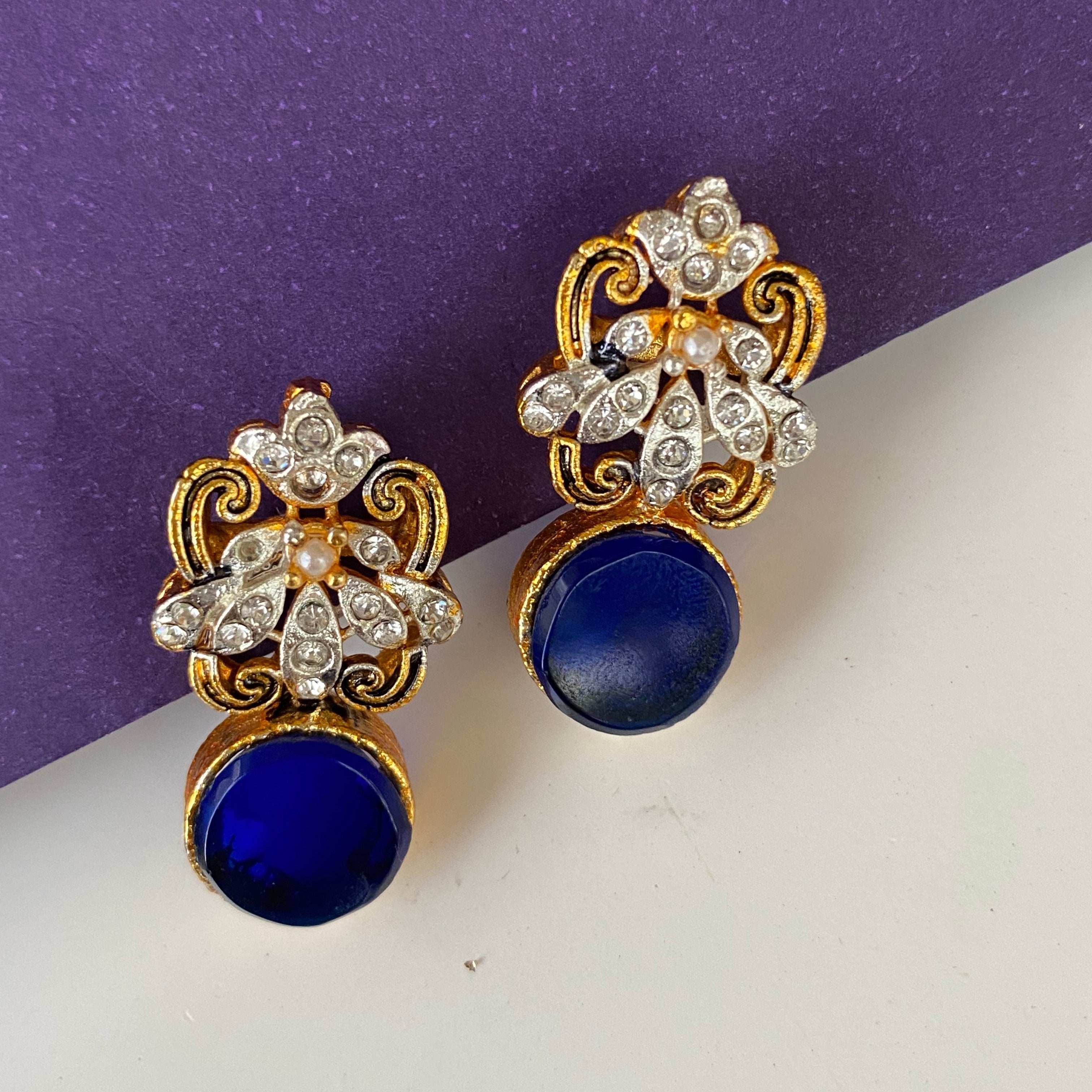 Dual-Tone Grace Stud Earrings