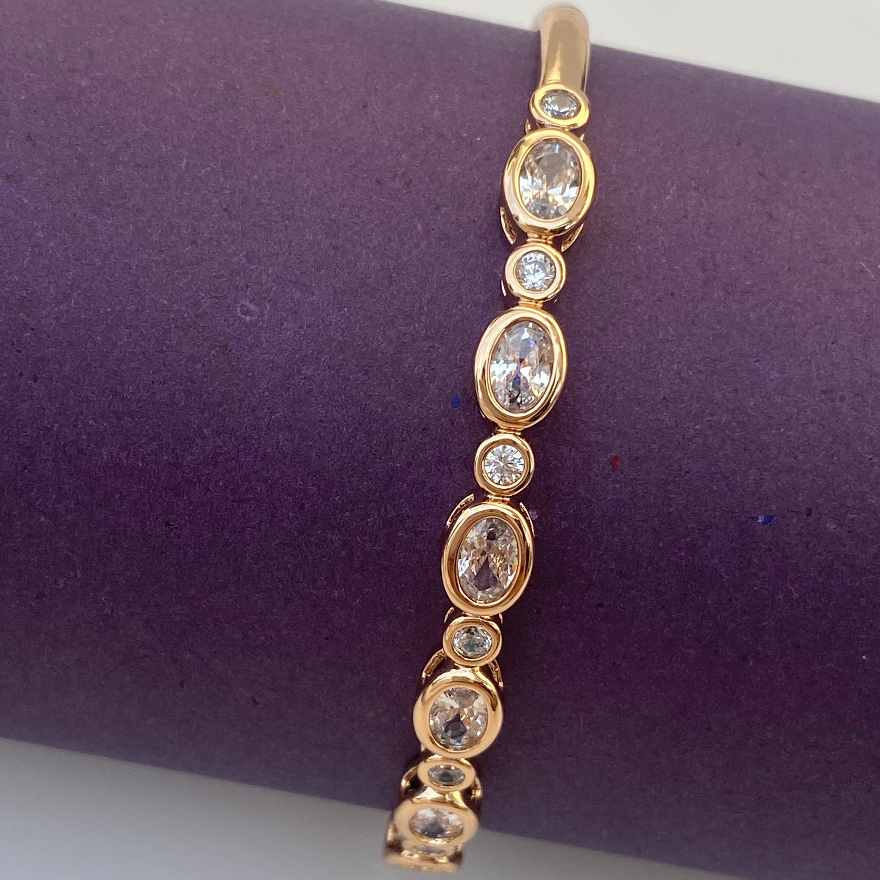 Elegant Clover Charm Gold-Plated Bracelet