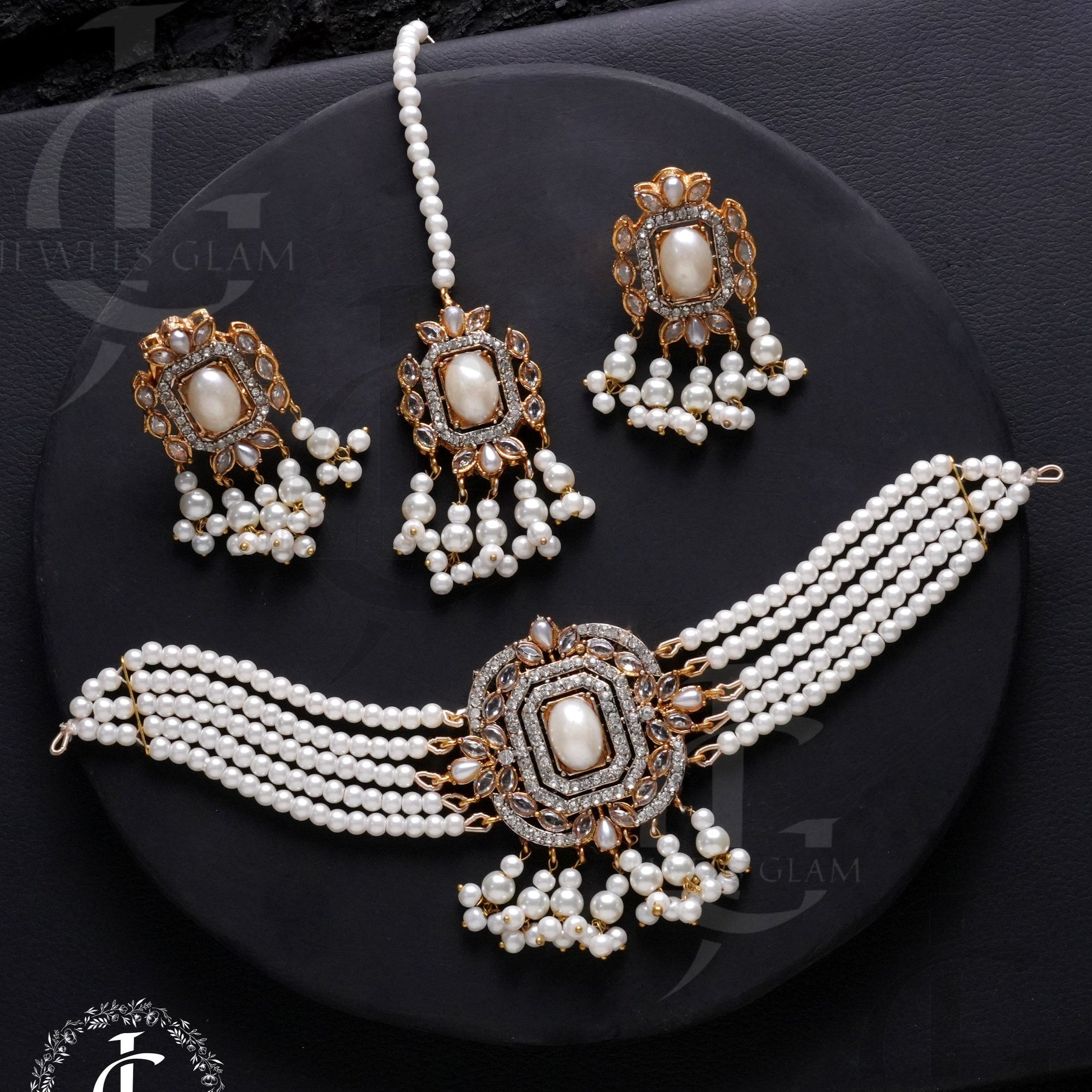 White Stone Jewelry Set