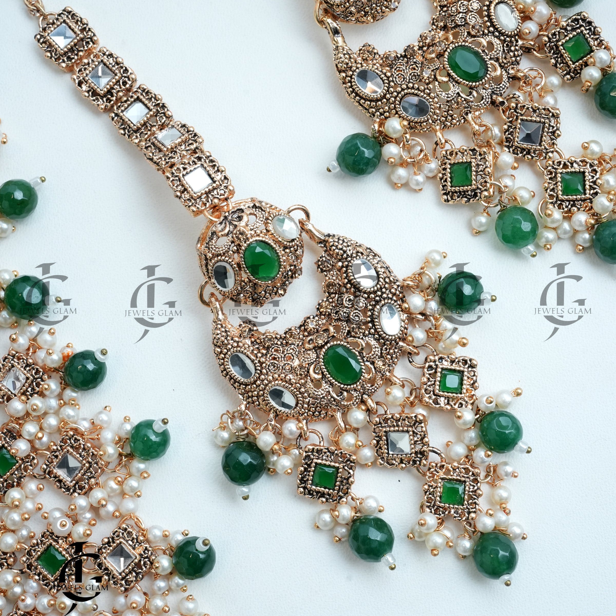 Emerald Charm Chandbali Bridal Jewelry Set