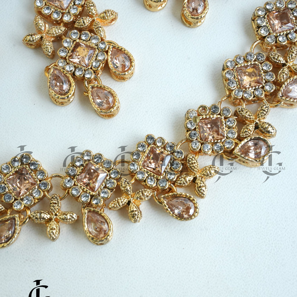 Emerald Elegance Jewelry Set