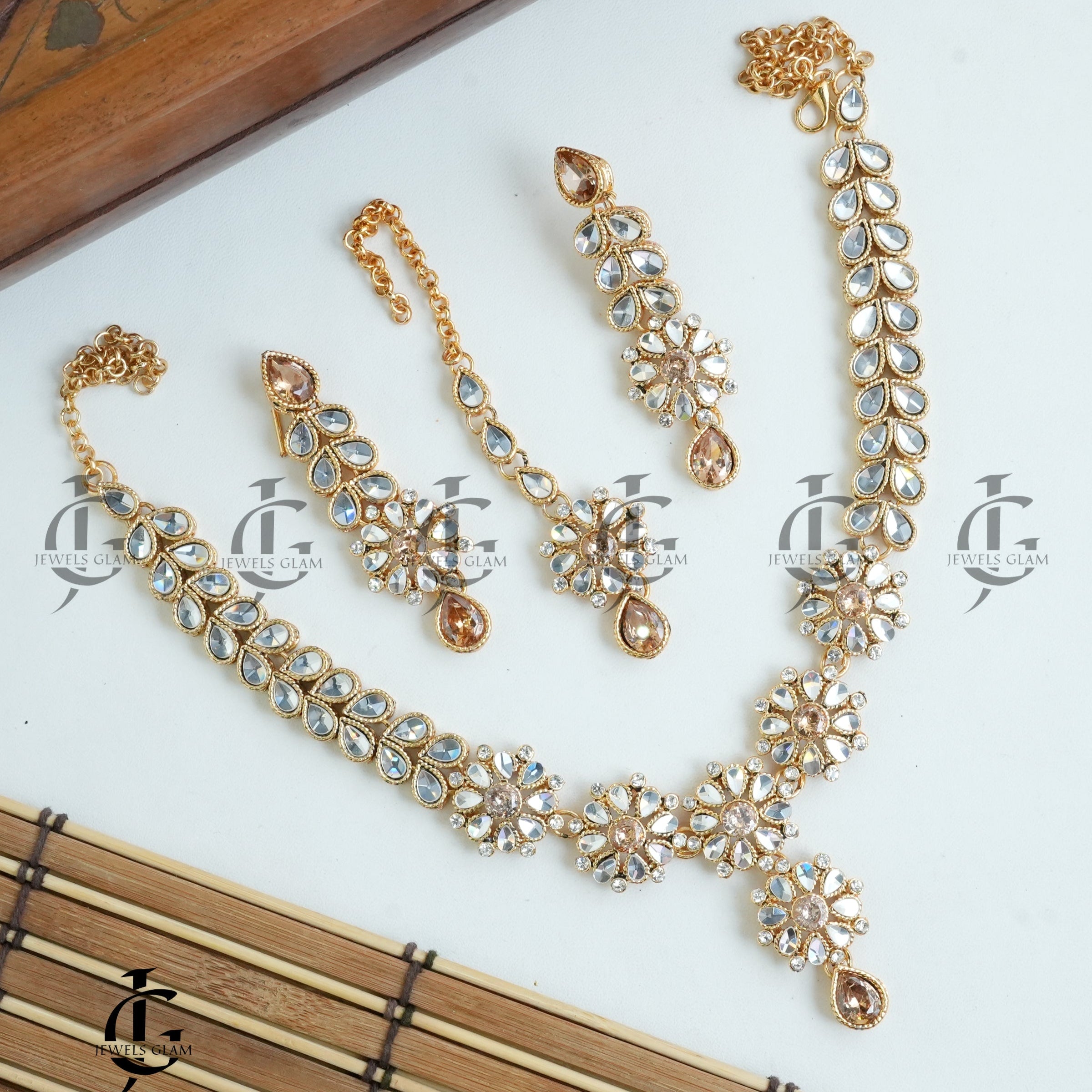 Golden Blossom Kundan Jewelry Set