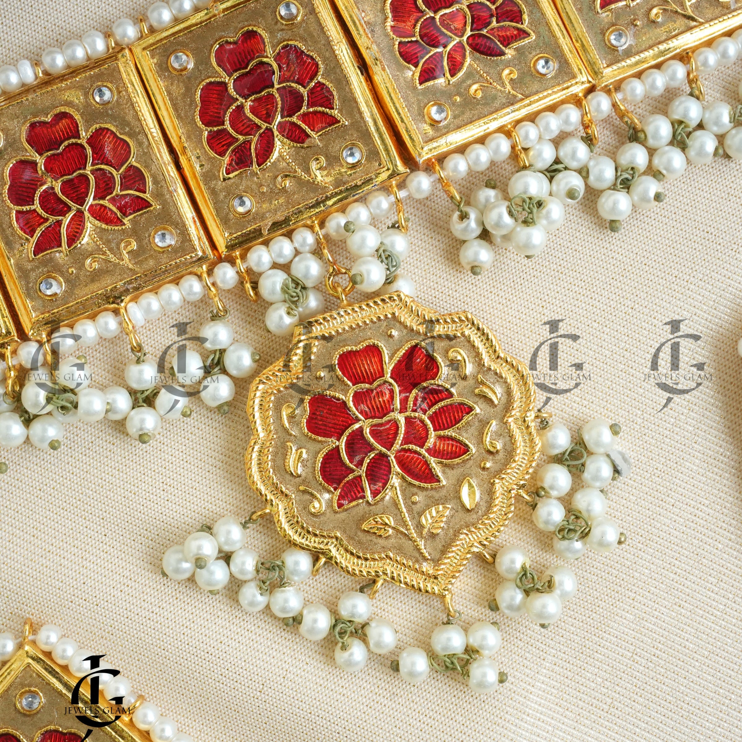 Thappa Kundan Choker Set