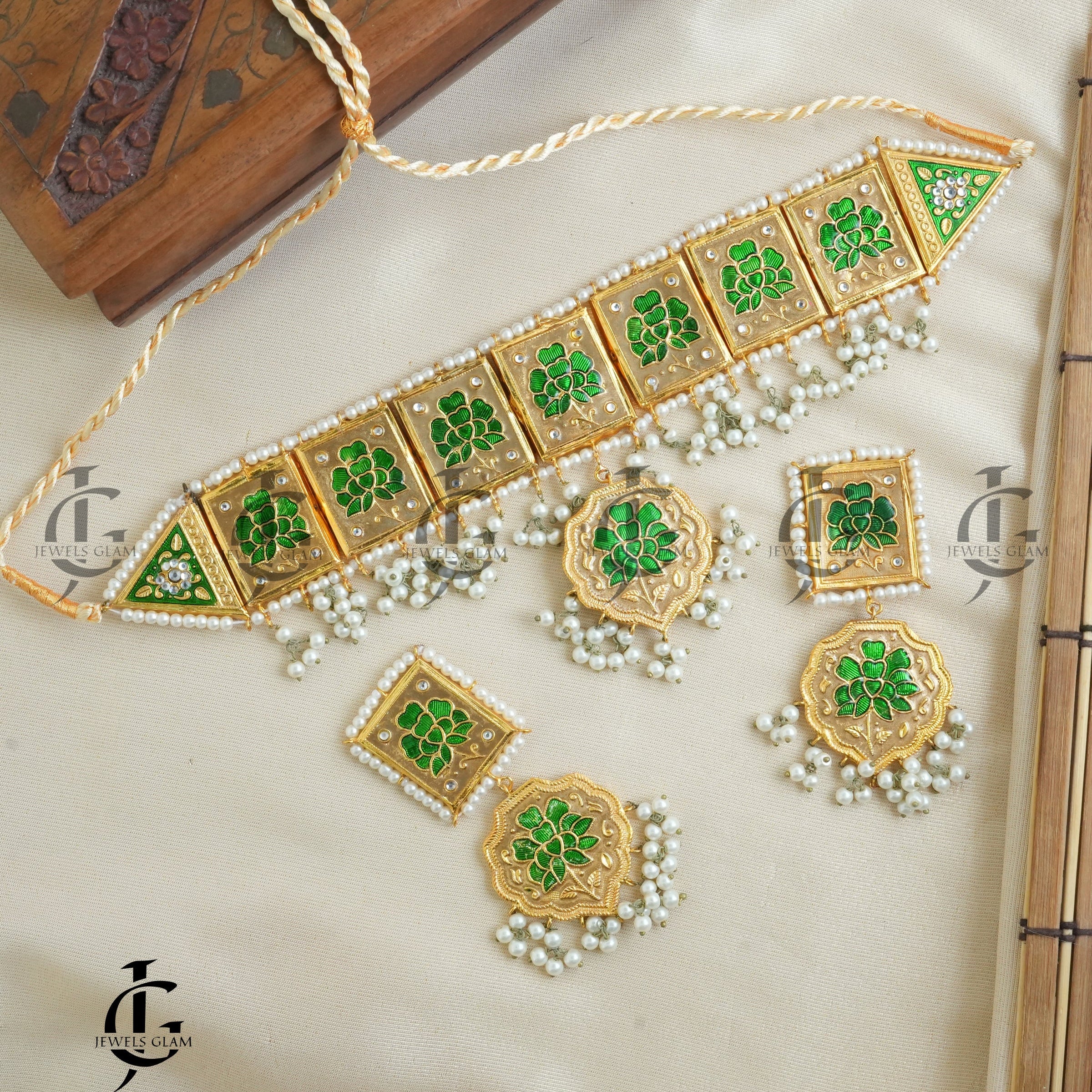 Emerald Blossom Enamel Bridal Choker Set