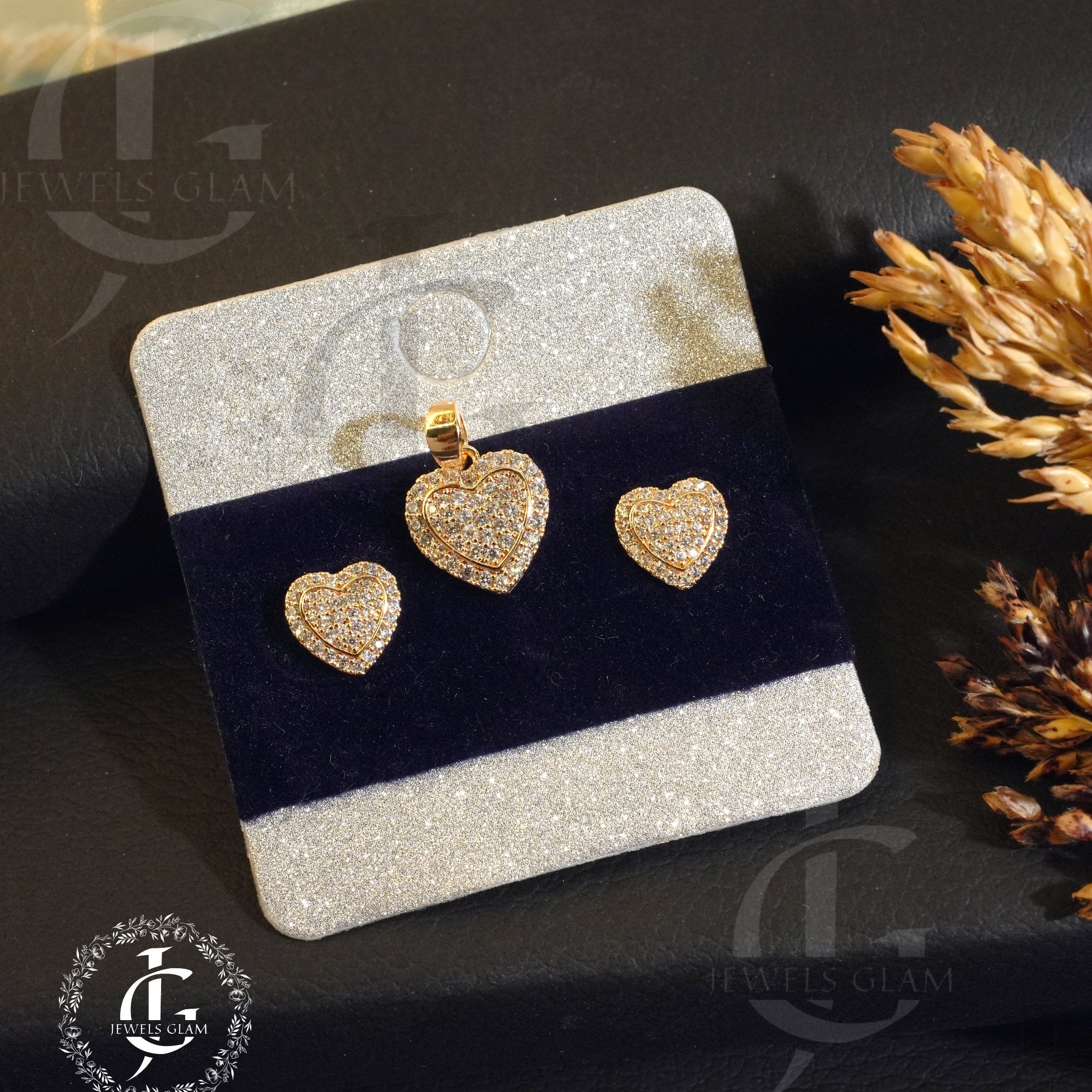 Heart Shape Pendant Set