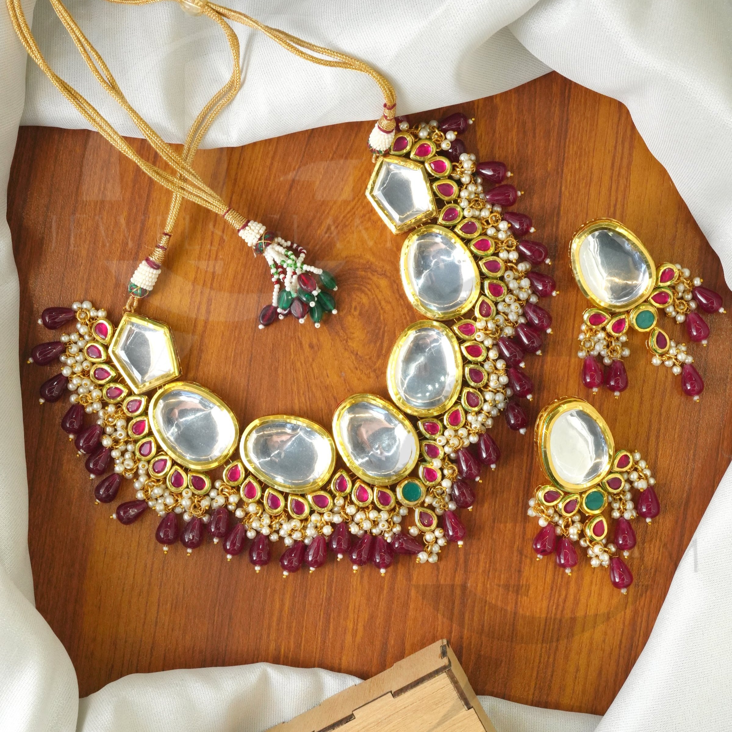 Indian Dubbi Kundan Necklace Set