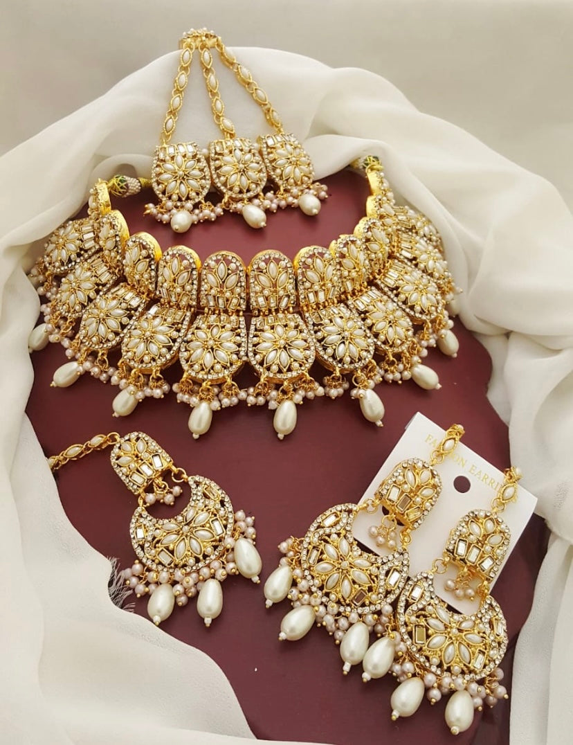 Matte Gold Toned Collar Set With Pearl Accents