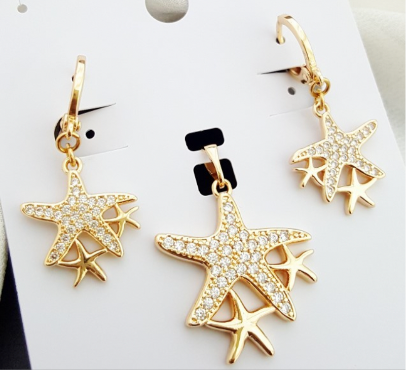 Star Shape Pendant with Earrings 1