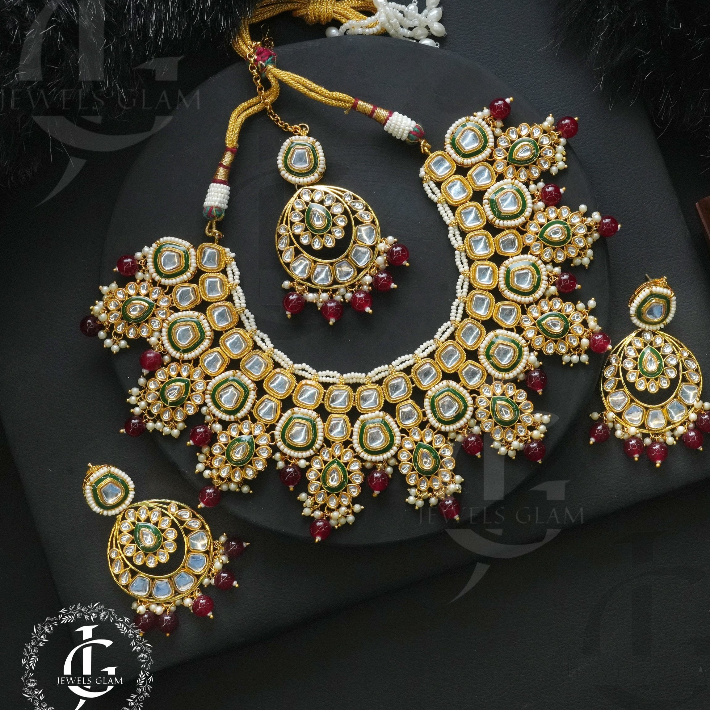 Maroon Kundan Bridal Jewelry Set With White And Pearl Accents