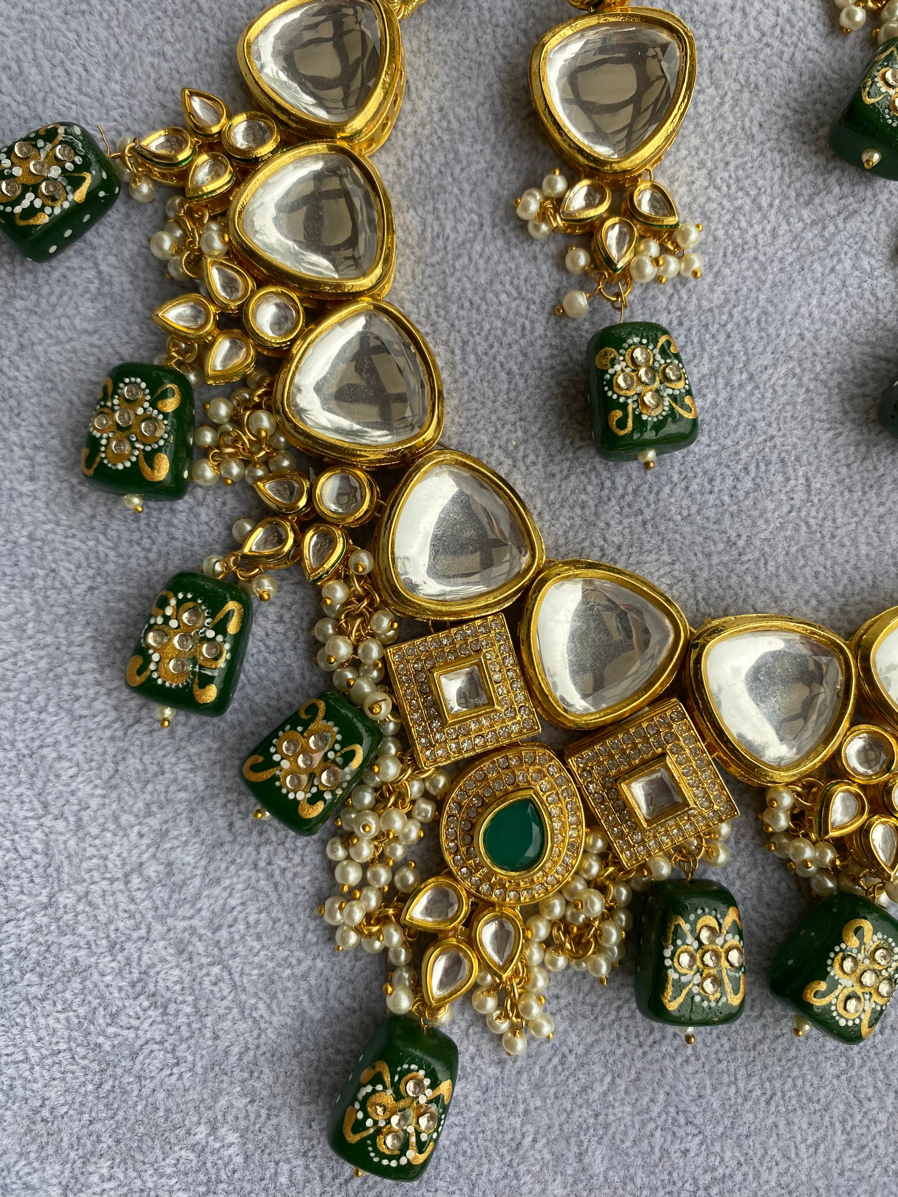 Deep Green Kundan Bridal Jewelry Set