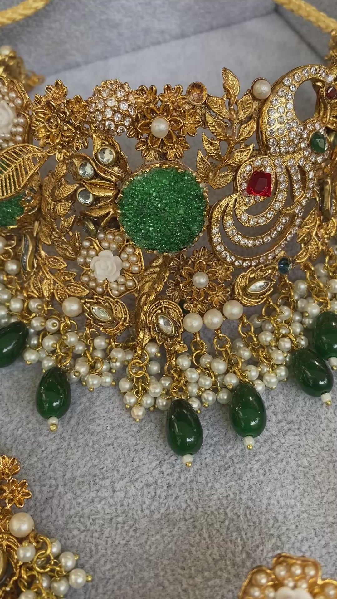 Emerald Grace Bridal Choker Jewelry Set