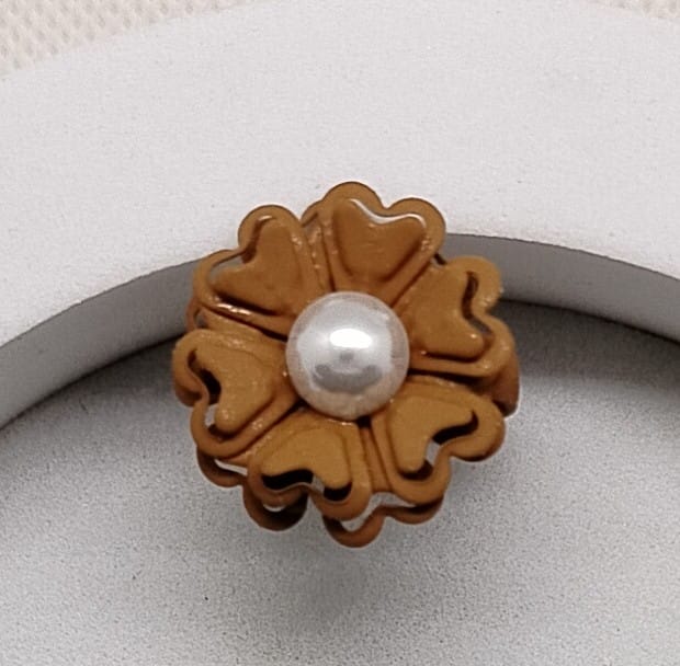 Matte Flower Adjustable Ring With Pearl